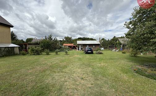 Prodej stavebního pozemku 914 m², Kostelec nad Černými lesy, okres Praha-východ