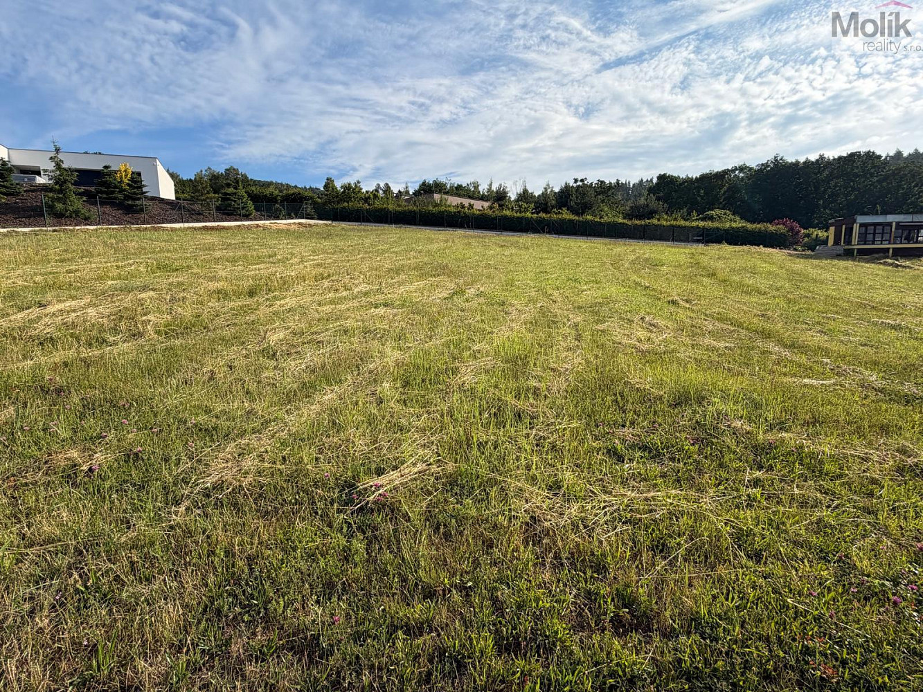 Prodej stavebního pozemku 1 010 m² – fotografie 2