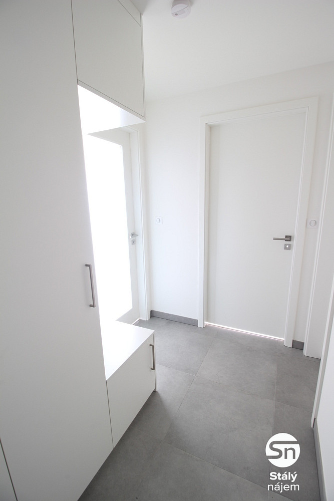 Pronájem bytu 2+kk 52 m² – pohled 5