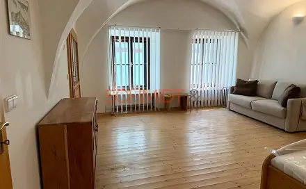 Pronájem bytu 2+1 84 m², Zelenářská, Znojmo