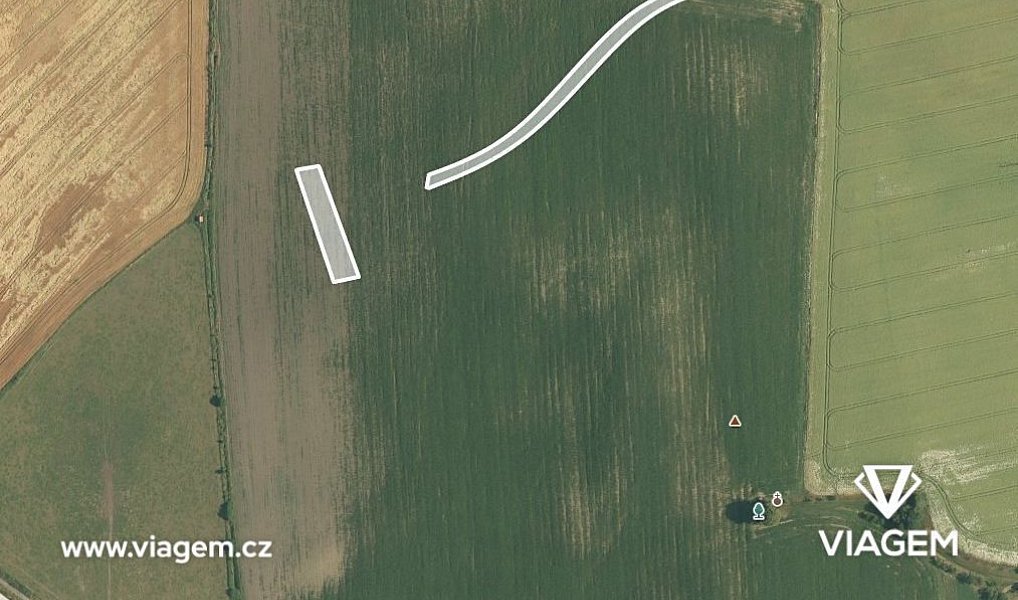 Prodej pole 1 681 m², Kelč – náhled fotky 2