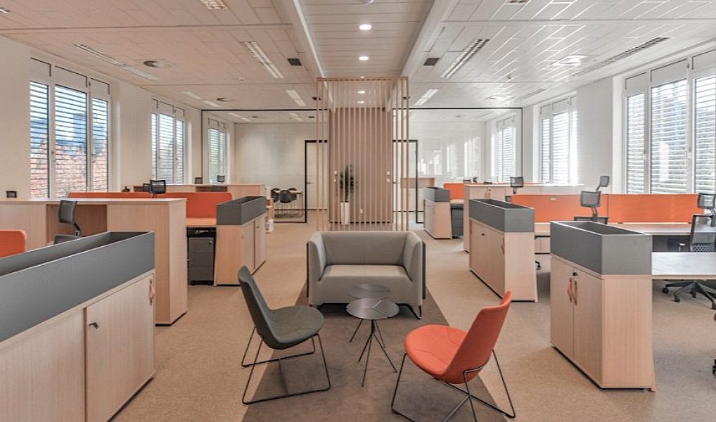 Pronájem kanceláře 251 m², Ořech – náhled fotky 3