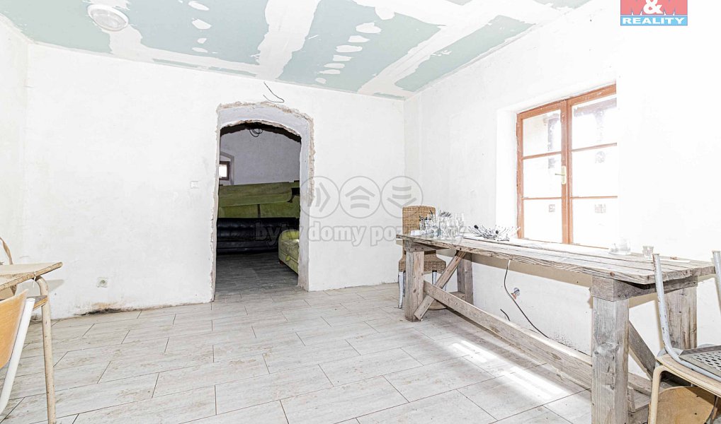 Prodej ubytovacího objektu 983 m², Žáky – náhled fotky 21