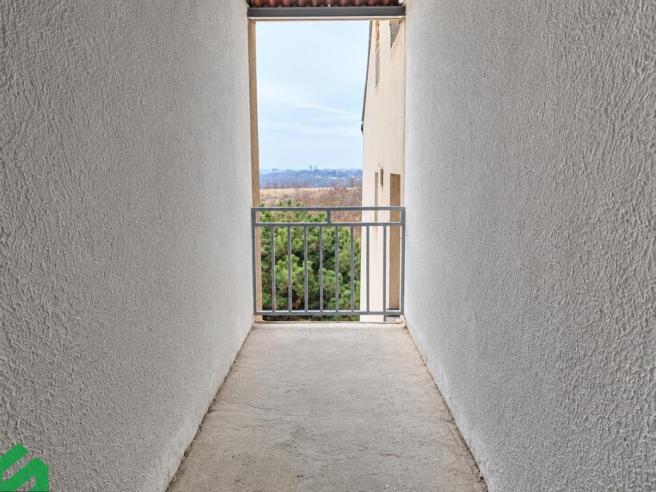 Pronájem bytu 1+kk 21 m² – fotografie 4