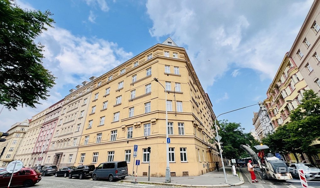 Prodej bytu 2+kk 72 m², Praha – náhled fotky 3