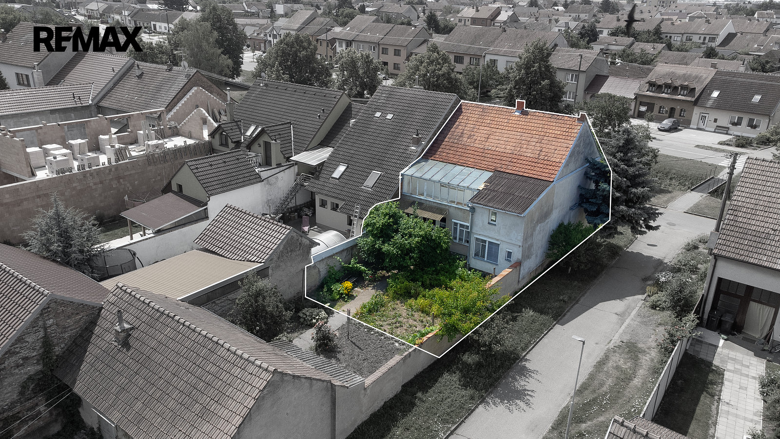 Prodej domu 180 m² s pozemkem 230 m² – fotografie 2
