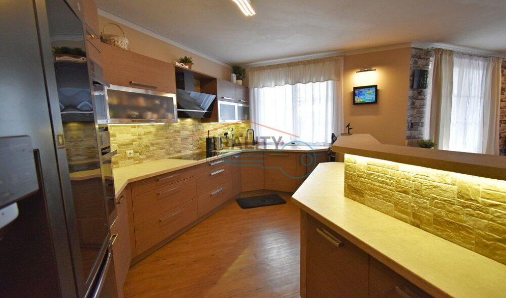 Prodej domu 137 m² s pozemkem 1 035 m², Pětihosty – náhled fotky 10