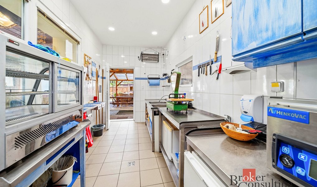 Prodej restaurace 180 m², Dvůr Králové nad Labem – náhled fotky 30