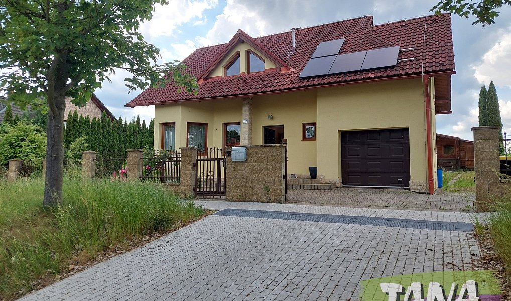 Prodej domu 138 m² s pozemkem 681 m², Turnov – náhled fotky 2