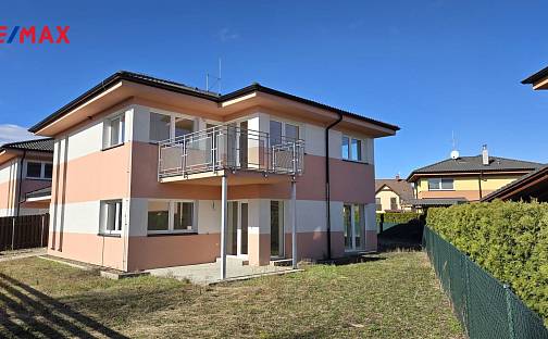 Prodej domu 225 m² s pozemkem 484 m², Na Tarase, Obříství - Dušníky, okres Mělník