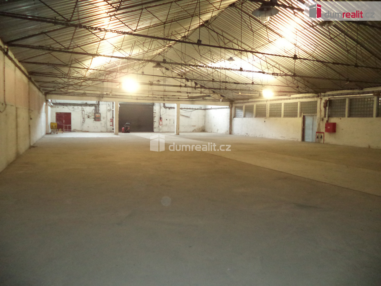 Pronájem výrobních prostor 704 m² — photo 3