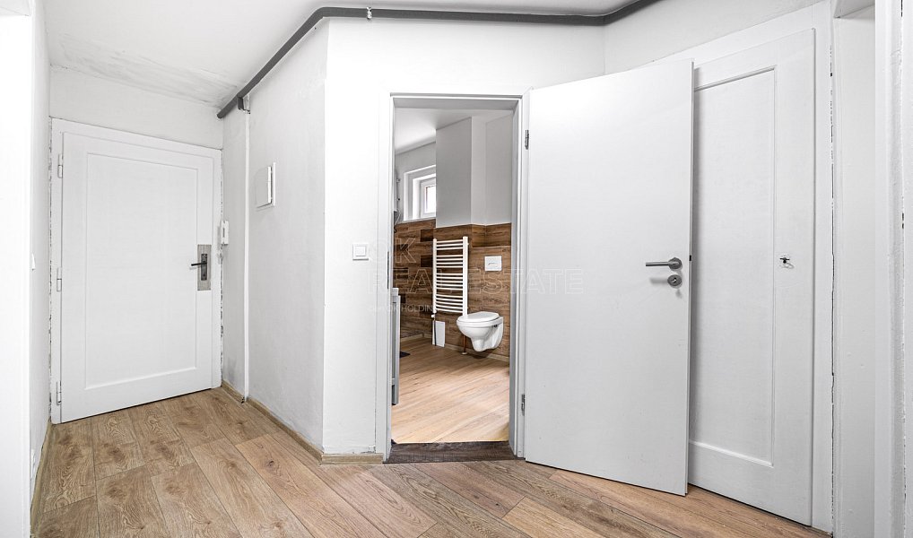 Prodej bytu 4+1 85 m², Karlovy Vary – náhled fotky 13