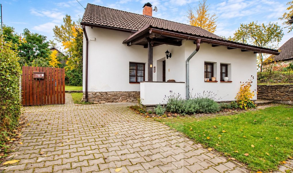 Pronájem domu 107 m² s pozemkem 693 m², Uhlířské Janovice – náhled fotky 3