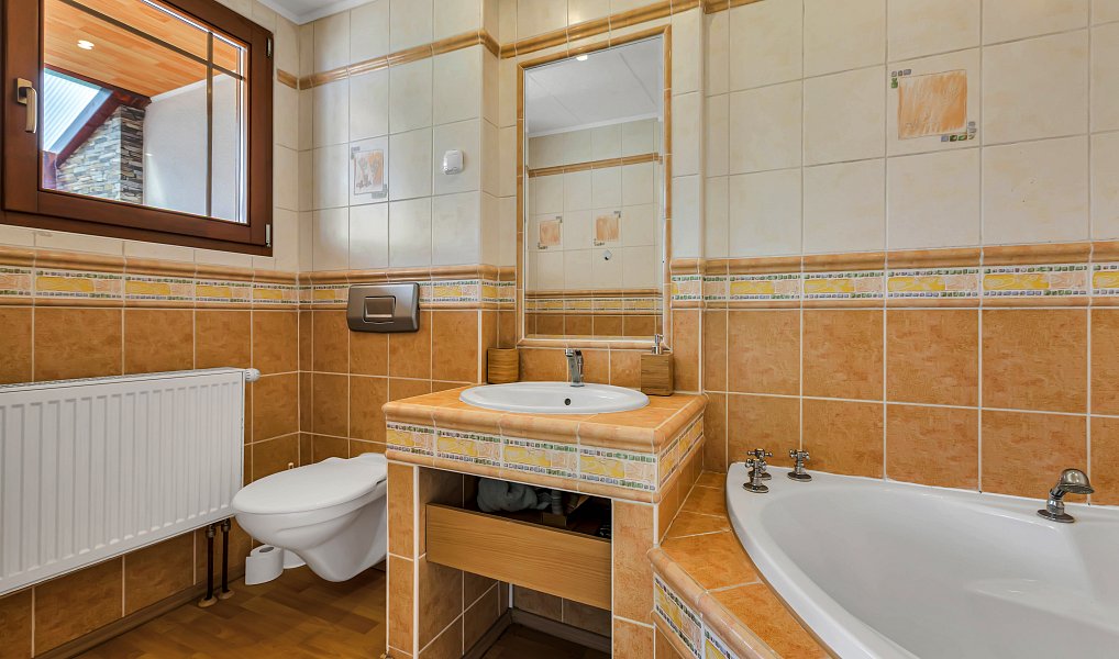 Prodej domu 139 m² s pozemkem 295 m², Nový Bor – náhled fotky 28