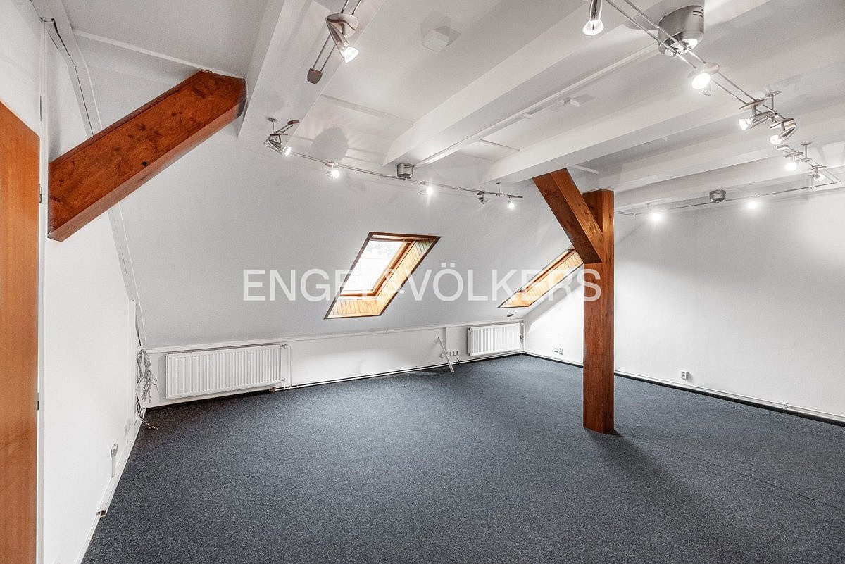 Pronájem bytu 5+1 140 m²
