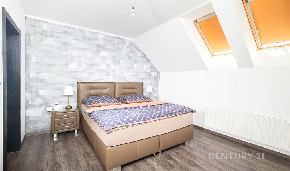 Prodej domu 181 m² s pozemkem 311 m², Kolín – náhled fotky 20