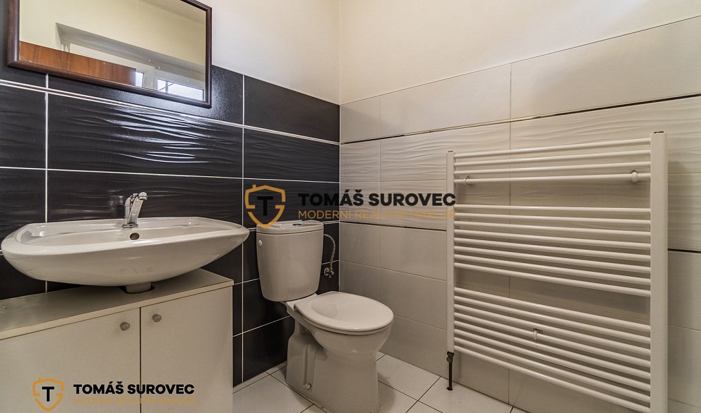 Pronájem kanceláře 30 m², Valašské Klobouky – náhled fotky 6