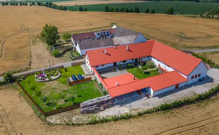 Prodej domu 926 m² s pozemkem 3 061 m², Sedlečko u Soběslavě, okres Tábor