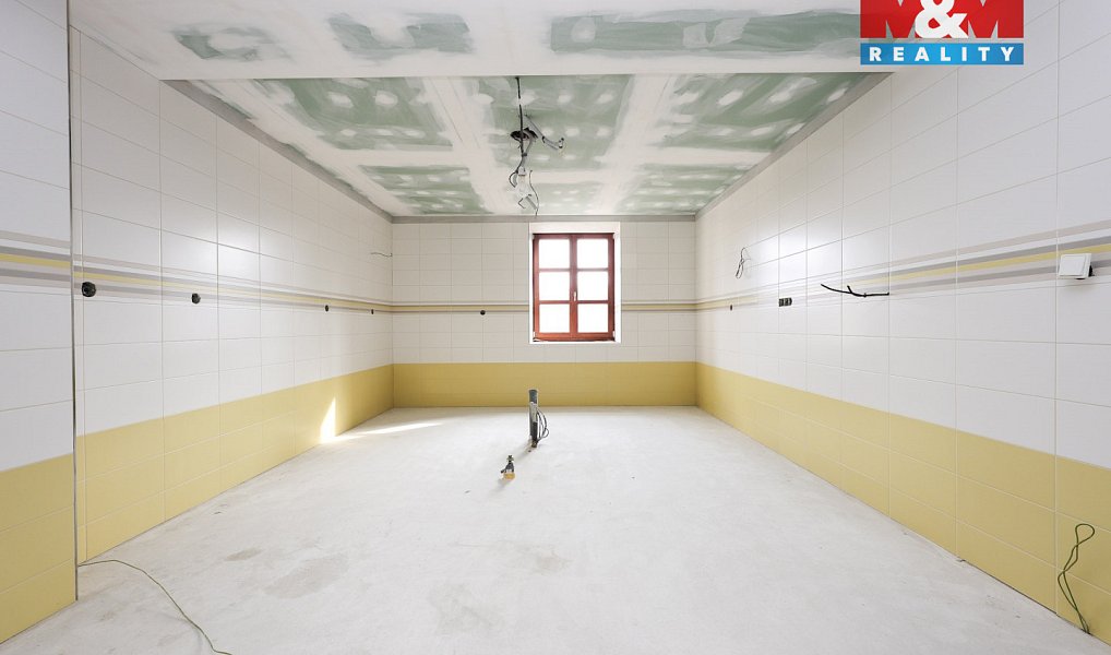 Prodej restaurace 414 m², Hradec nad Moravicí – náhled fotky 8