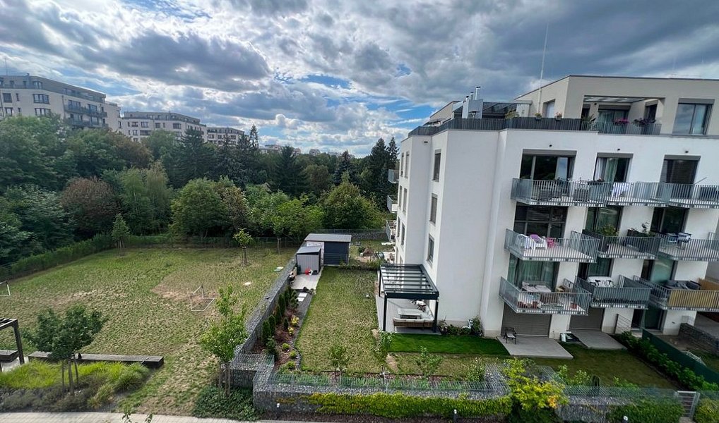 Prodej bytu 1+kk 42 m², Praha – náhled fotky 25
