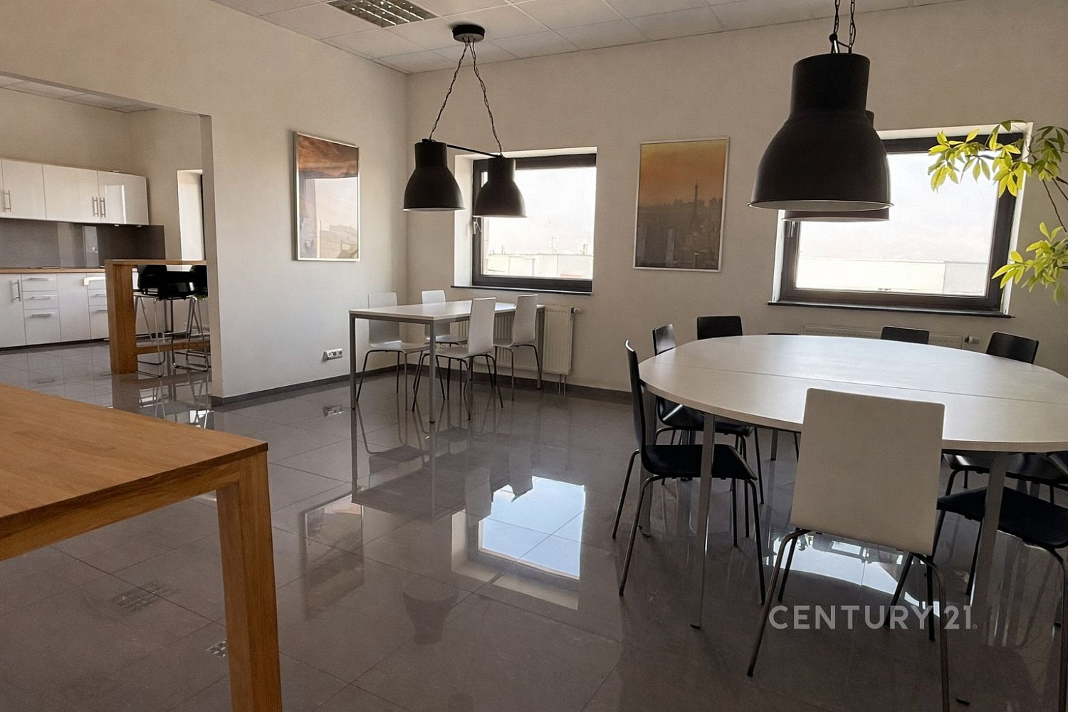 Pronájem kanceláře 450 m² – fotografie 4