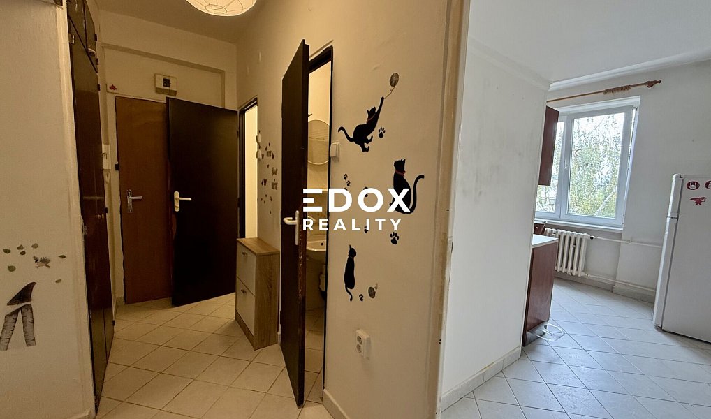 Prodej bytu 2+1 55 m², Praha – náhled fotky 12