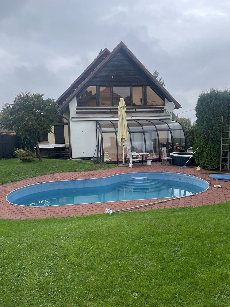 Prodej domu 198 m² s pozemkem 986 m²