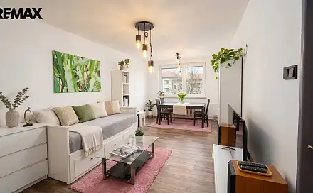 Prodej bytu 3+1 73 m², Komenského, Týnec nad Sázavou, okres Benešov