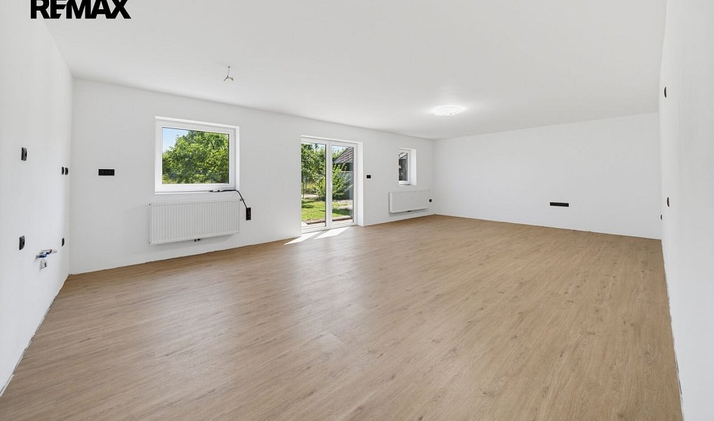 Prodej domu 380 m² s pozemkem 461 m², Žďár nad Sázavou – náhled fotky 3