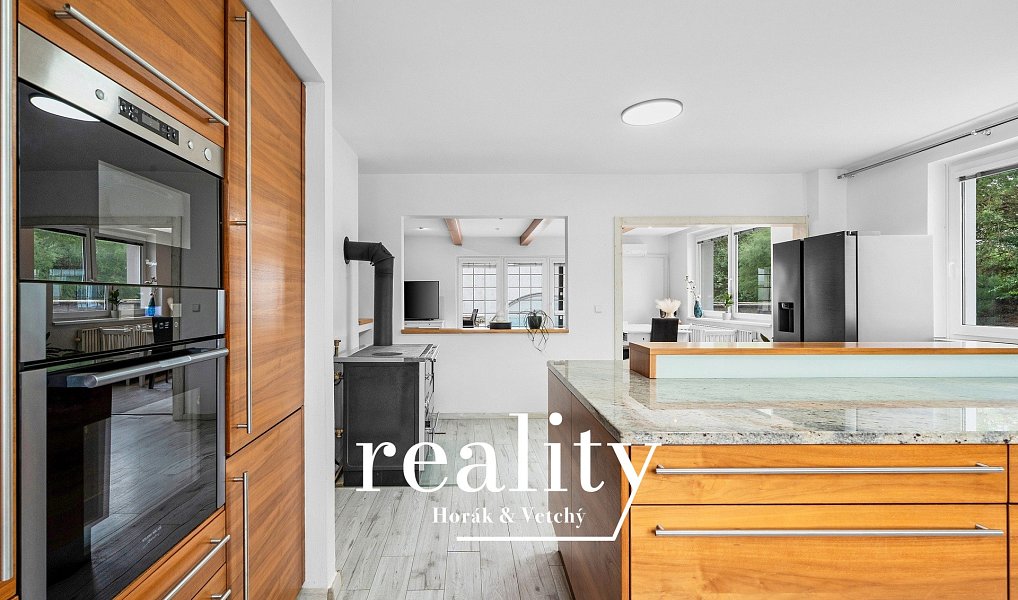 Prodej domu 292 m² s pozemkem 744 m², Práče – náhled fotky 6