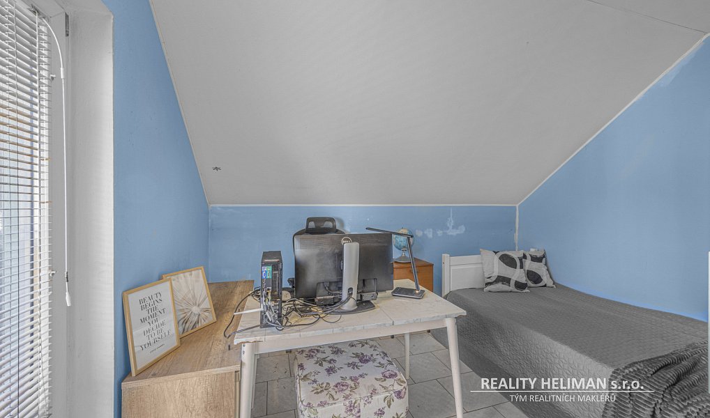 Prodej domu 393 m² s pozemkem 775 m², Líbeznice – náhled fotky 32