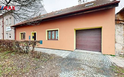 Prodej domu 231 m² s pozemkem 420 m², Chválkovická, Olomouc - Chválkovice