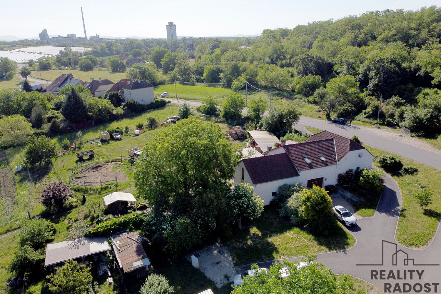 Prodej komerčního objektu (jiného typu) 261 m² – fotografie 3