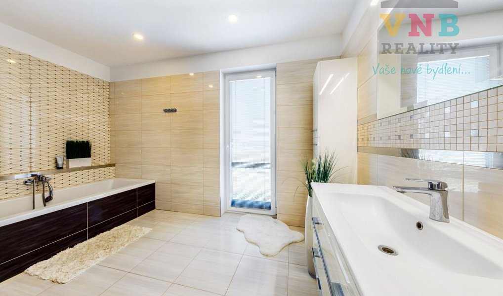 Prodej domu 145 m² s pozemkem 1 540 m², Hluchov – náhled fotky 21