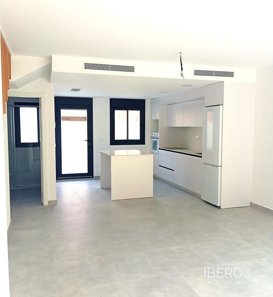 Prodej domu 81 m² s pozemkem 36 m² - Vista 5