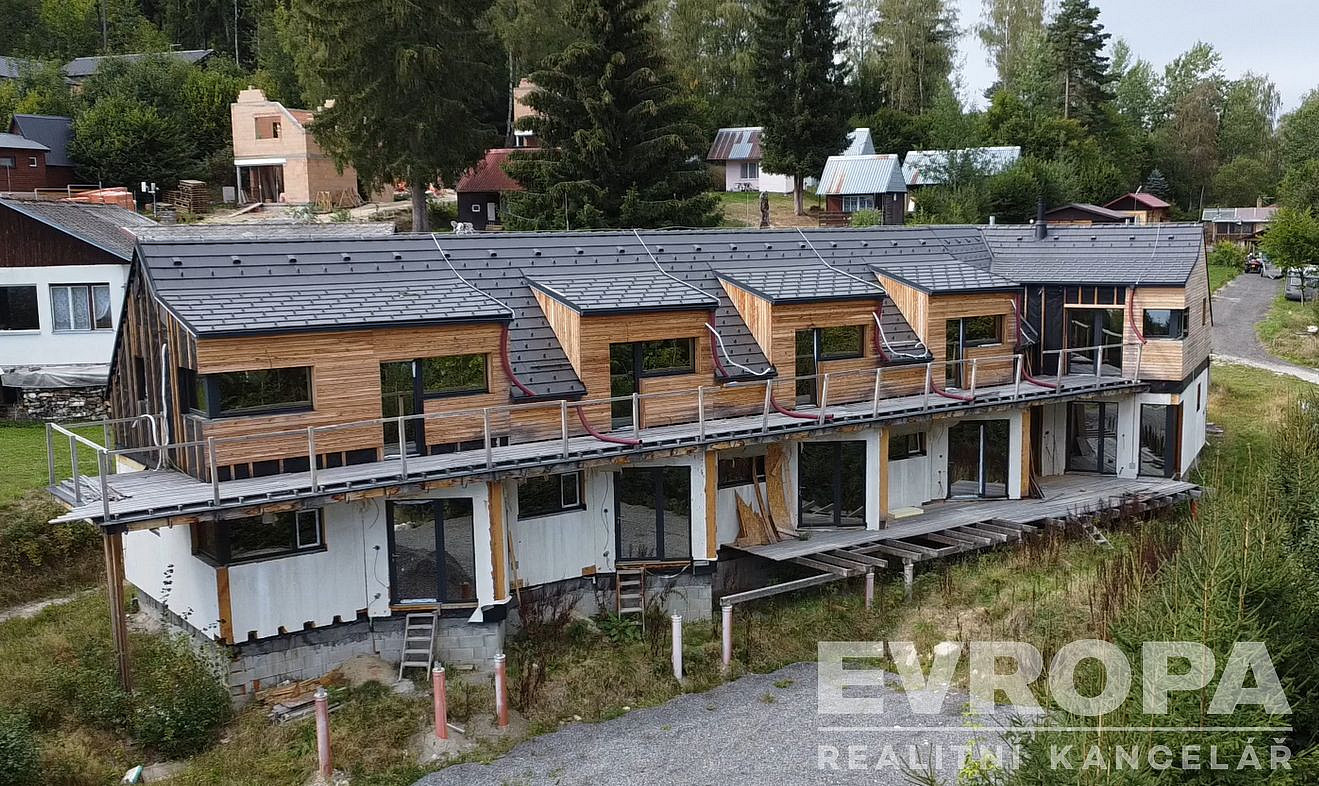 Prodej nájemního domu, činžáku 559 m²