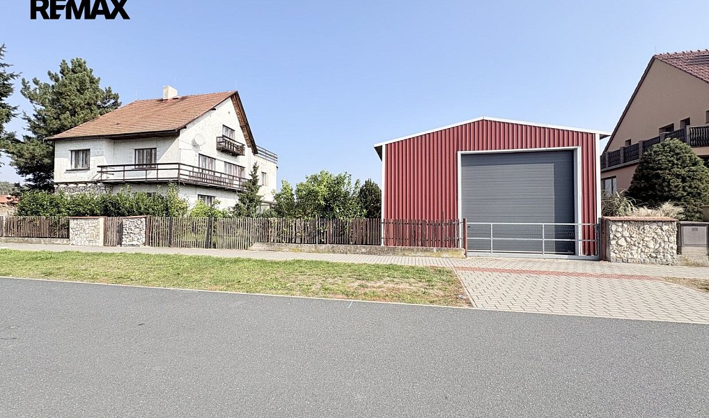 Prodej domu 132 m² s pozemkem 1 819 m², Tři Dvory – náhled fotky 3
