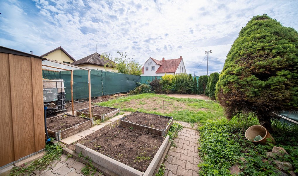 Prodej bytu 3+1 76 m², Smiřice – náhled fotky 26