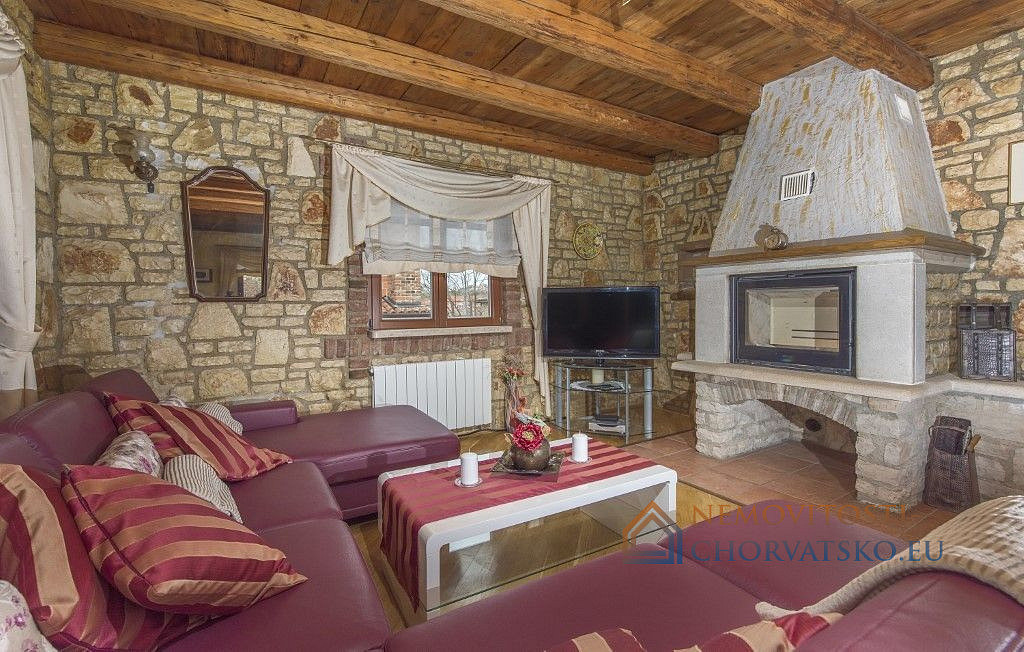 Prodej domu 200 m² s pozemkem 330 m² – další
