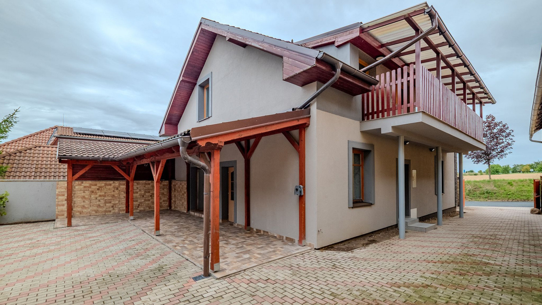 Prodej domu 181 m² s pozemkem 656 m²
