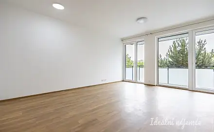 Pronájem bytu 2+kk 59 m², Mazurská, Praha 8 - Troja