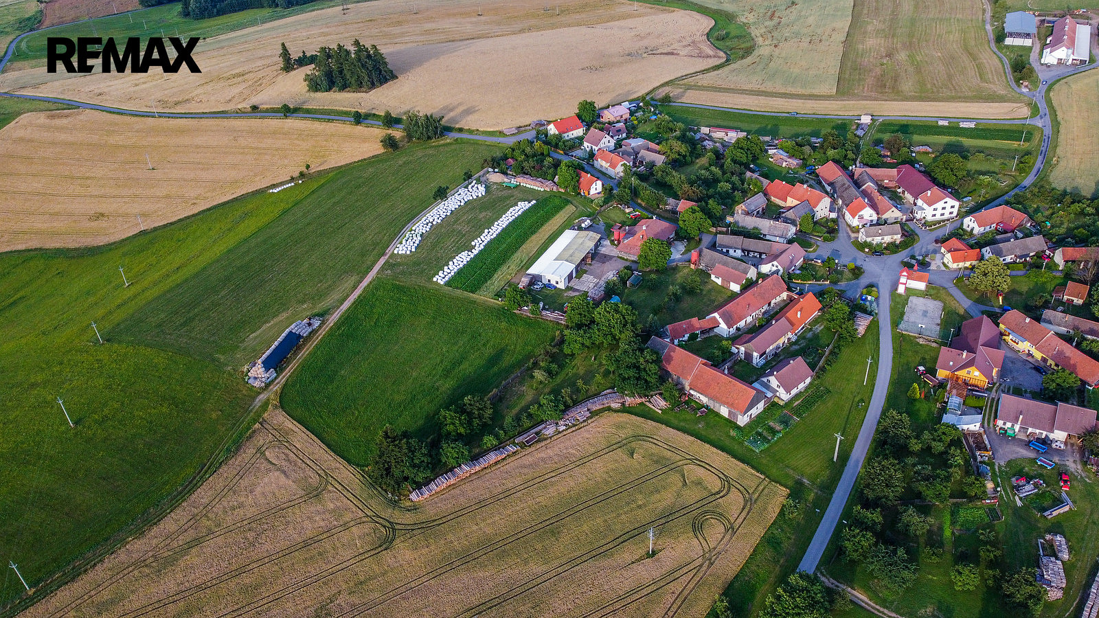 Prodej stavebního pozemku 5 619 m²