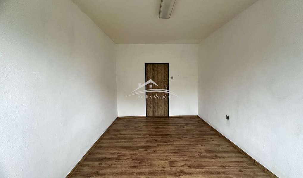 Pronájem kanceláře 15 m², Pelhřimov – náhled fotky 3