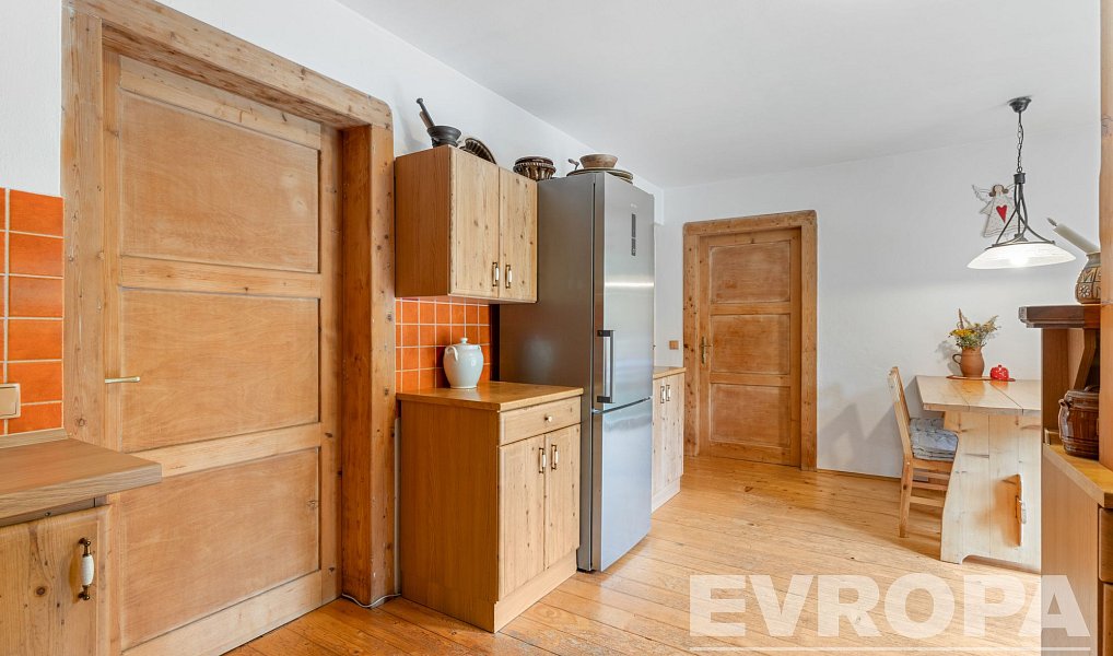 Prodej domu 228 m² s pozemkem 643 m², Krásná Hora – náhled fotky 4