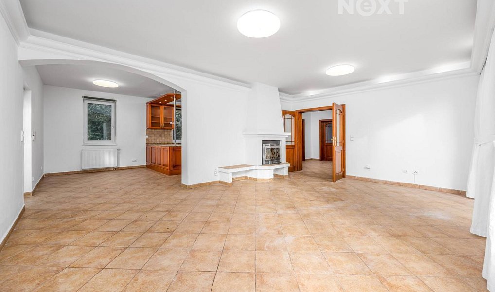 Prodej domu 337 m² s pozemkem 915 m², Praha – náhled fotky 6