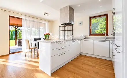 Pronájem domu 163 m² s pozemkem 600 m², Zvoncová, Roztoky, okres Praha-západ
