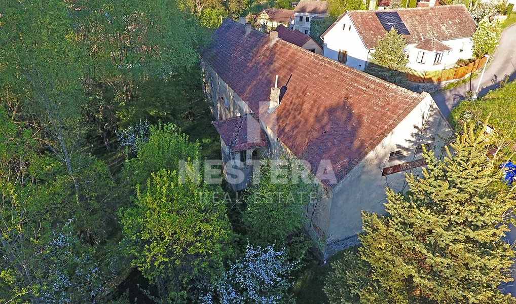 Prodej stavebního pozemku 6 496 m², Slapy – náhled fotky 12