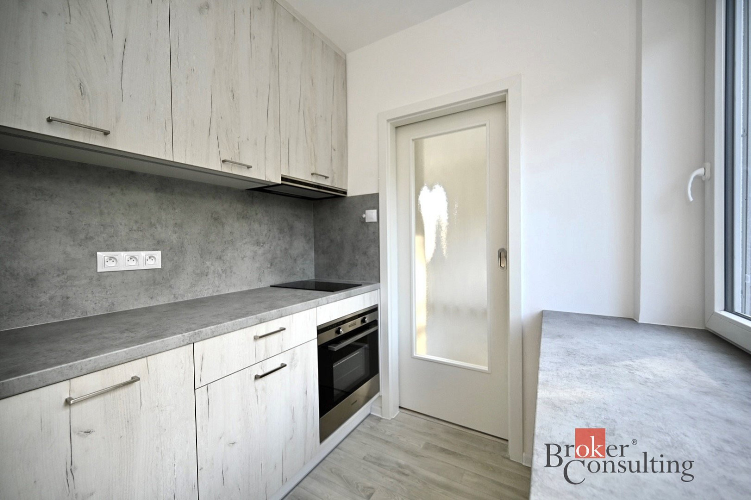 Pronájem bytu 1+1 33 m² — photo 3