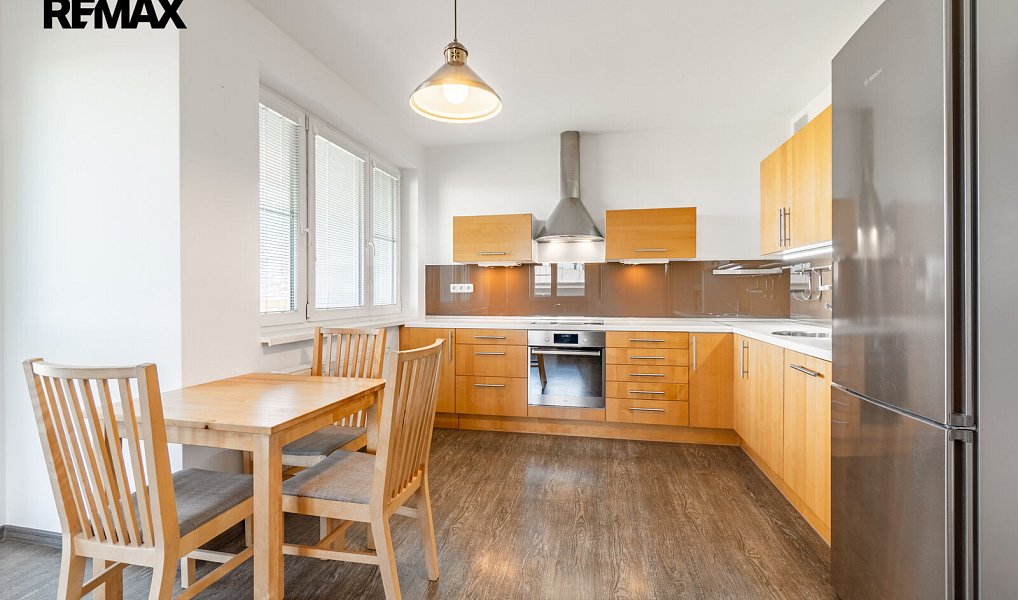 Pronájem bytu 2+kk 55 m², Šestajovice – náhled fotky 2