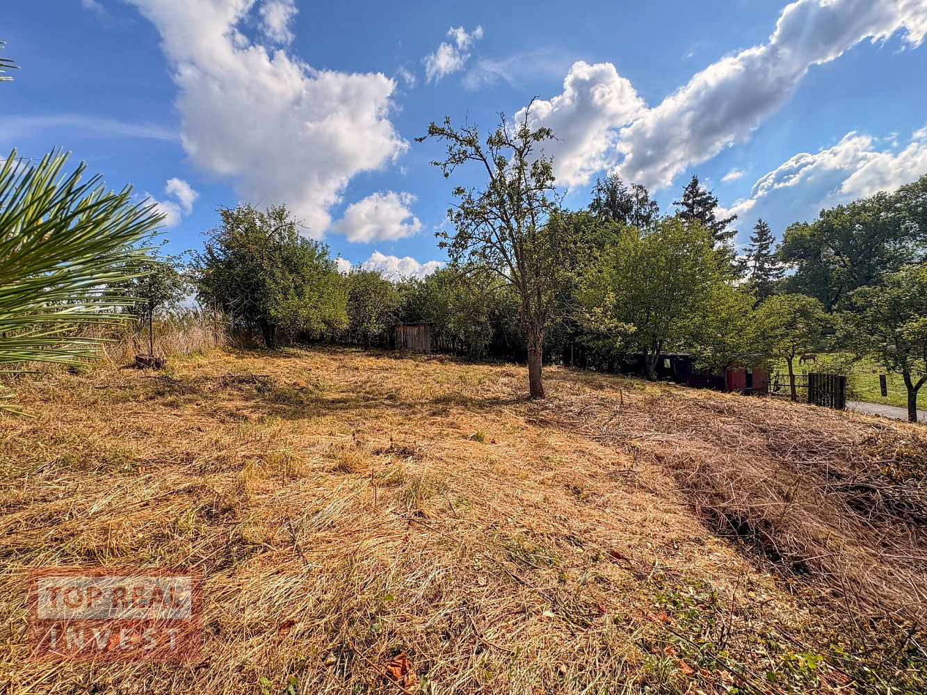 Prodej stavebního pozemku 1 260 m² – fotografie 2